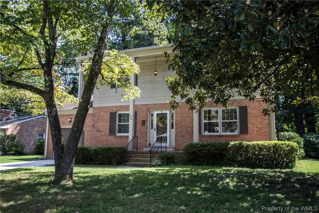 Property Photo:  80 Sweetbriar Drive  VA 23606 