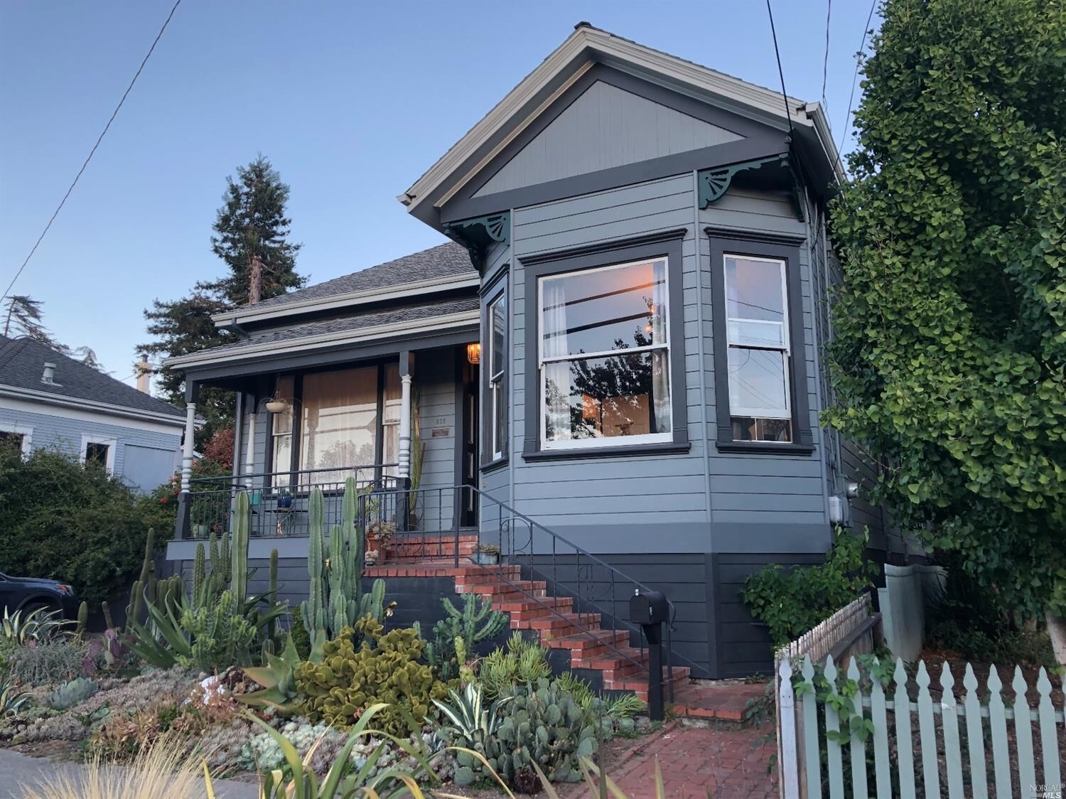 Property Photo:  609 B Street  CA 94952 