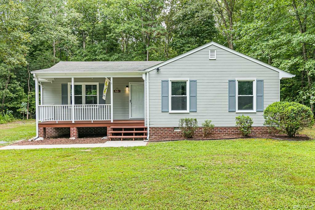 Property Photo:  244 Corann Drive  VA 23009 