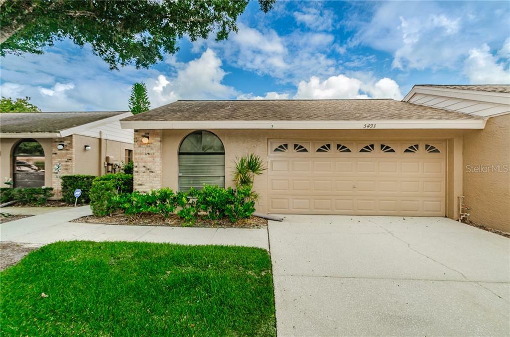 Property Photo:  5493 Salem Square Drive N  FL 34685 