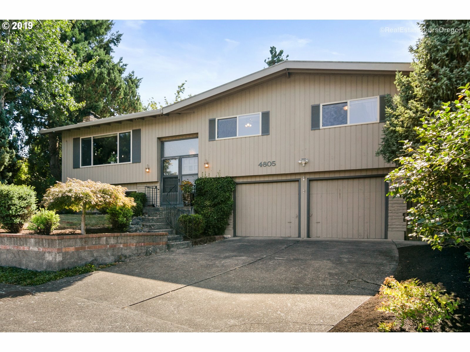 Property Photo:  4805 NW 187th Ave  OR 97229 