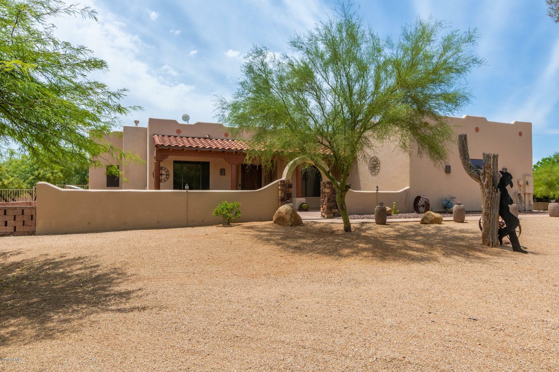 Property Photo:  41 E Tanya Road  AZ 85086 