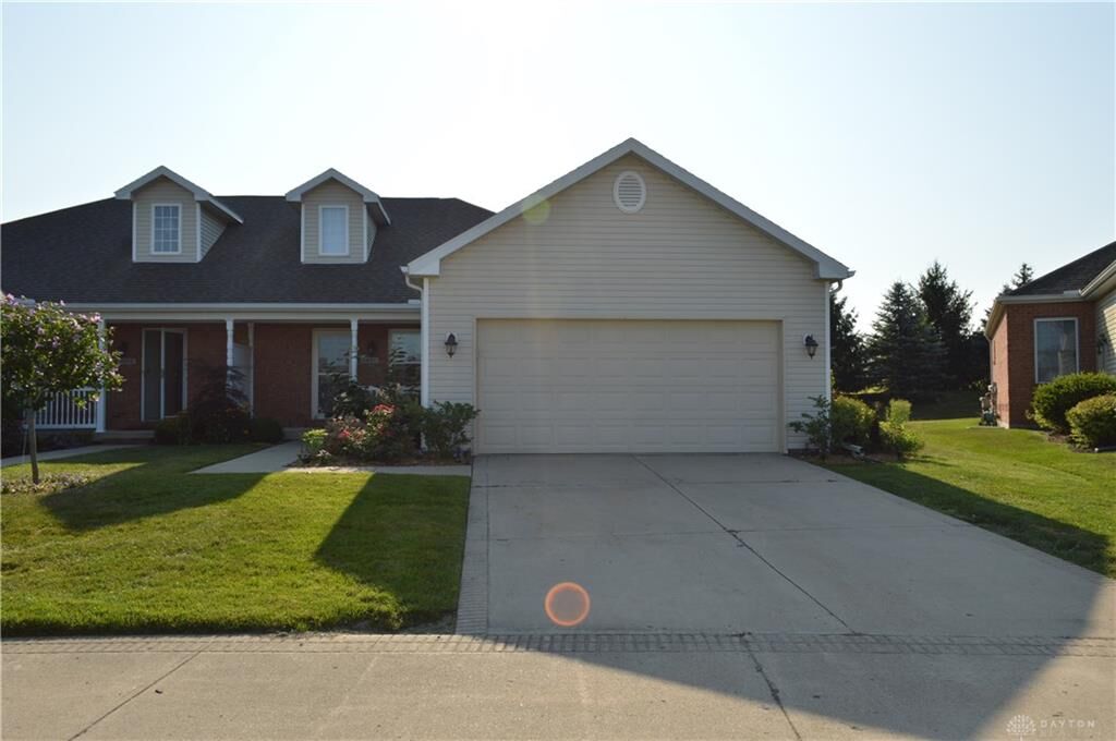 Property Photo:  1851 Golfview Drive  OH 45502 