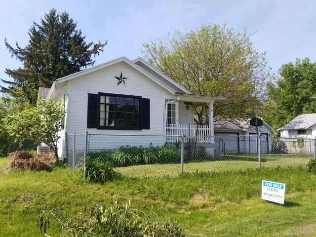 Property Photo: 2016 Marker Avenue OH 45414