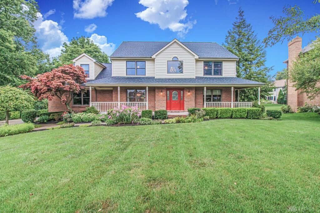 Property Photo: 1850 Forsgate Court OH 45066