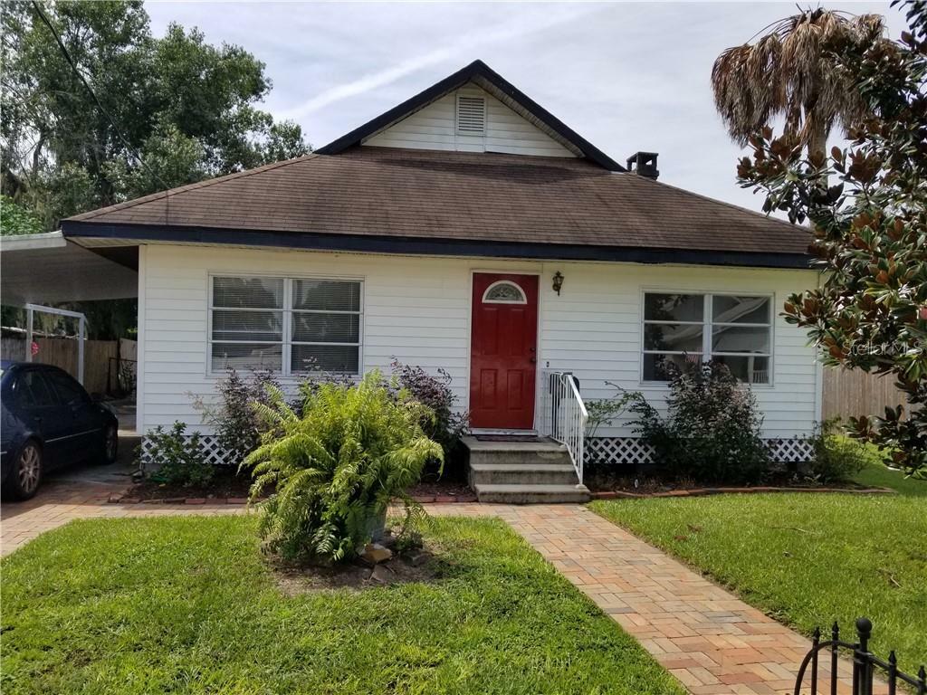 Property Photo:  417 W Effie Street  FL 34266 