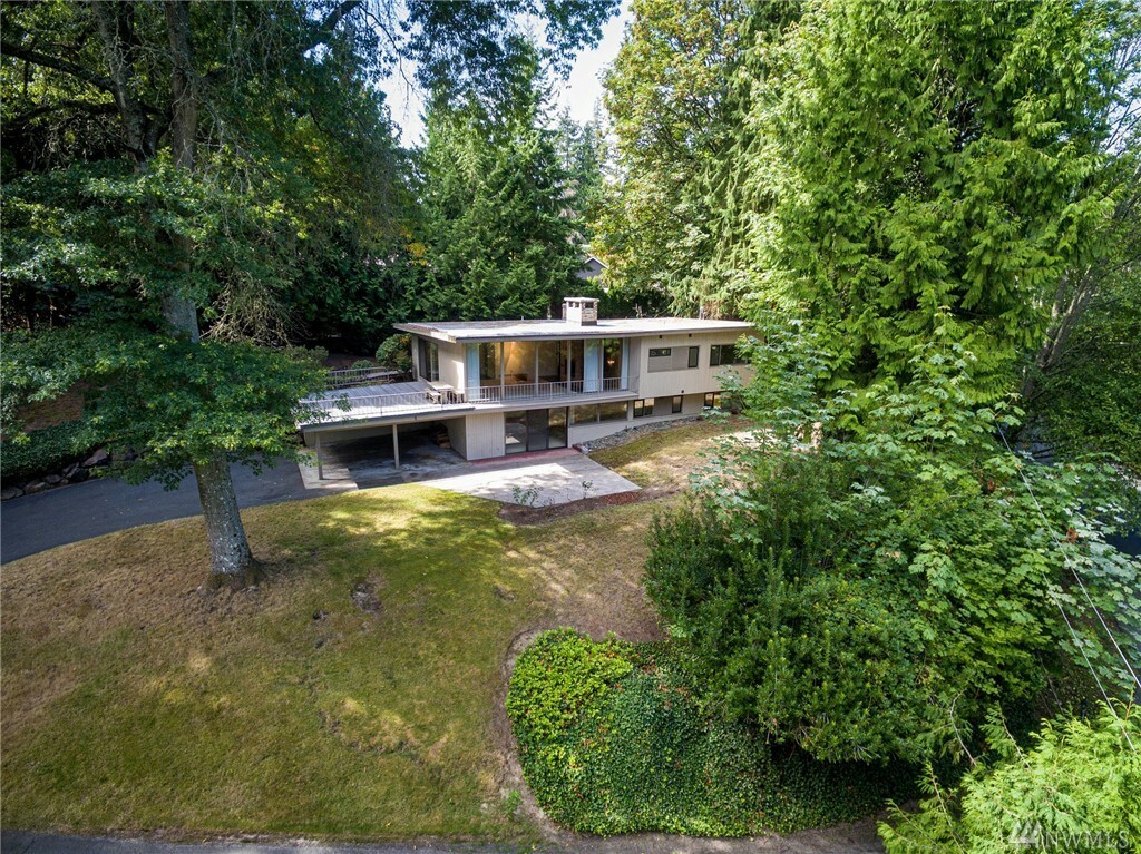 Property Photo:  10923 NE 26th Place  WA 98004 