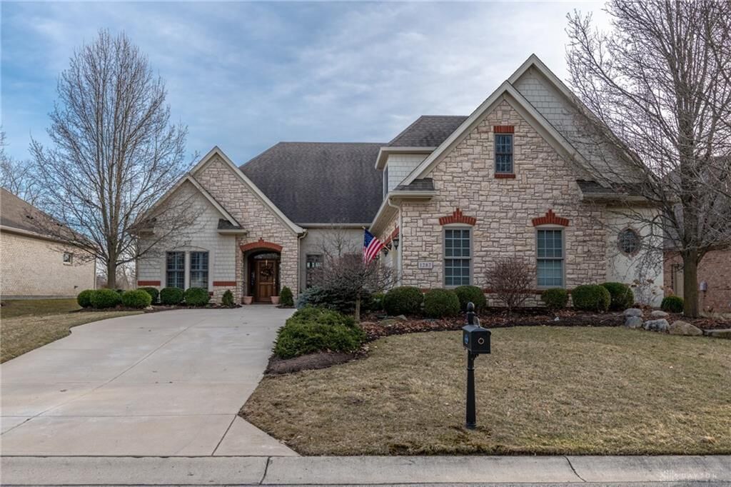 Property Photo:  1287 Club View Drive  OH 45458 