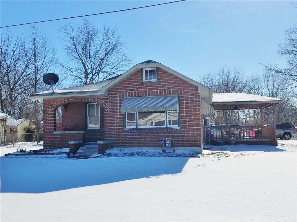Property Photo: 2002 Waneta Street OH 45044