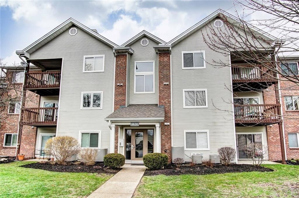 Property Photo: 6630 Green Branch Drive 5 OH 45459