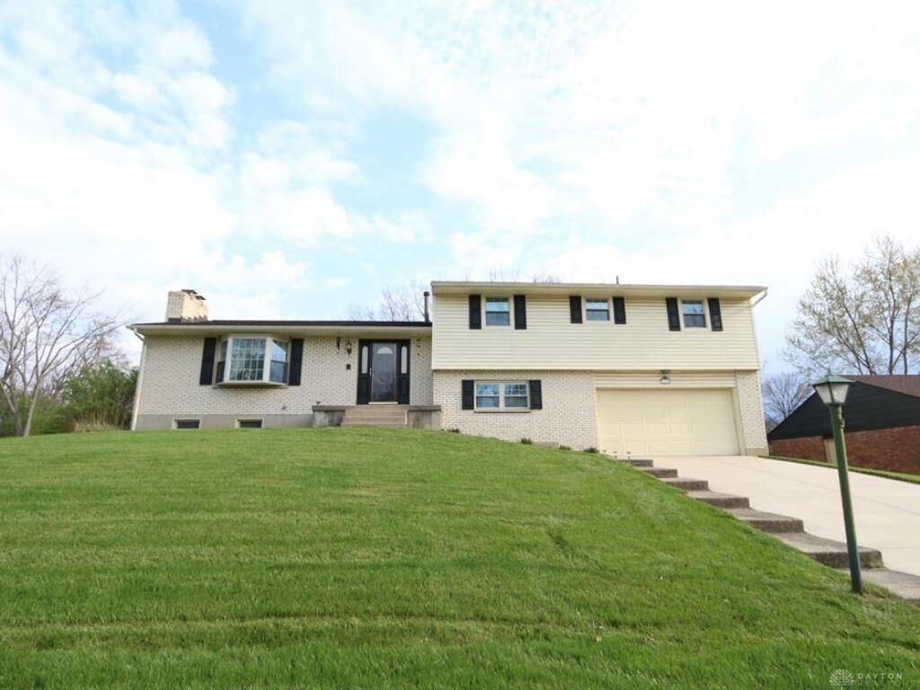 Property Photo: 3719 Honeybrook Avenue OH 45415