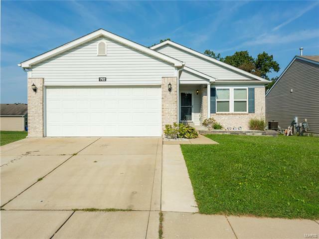 Property Photo: 792 Rockshire 63048