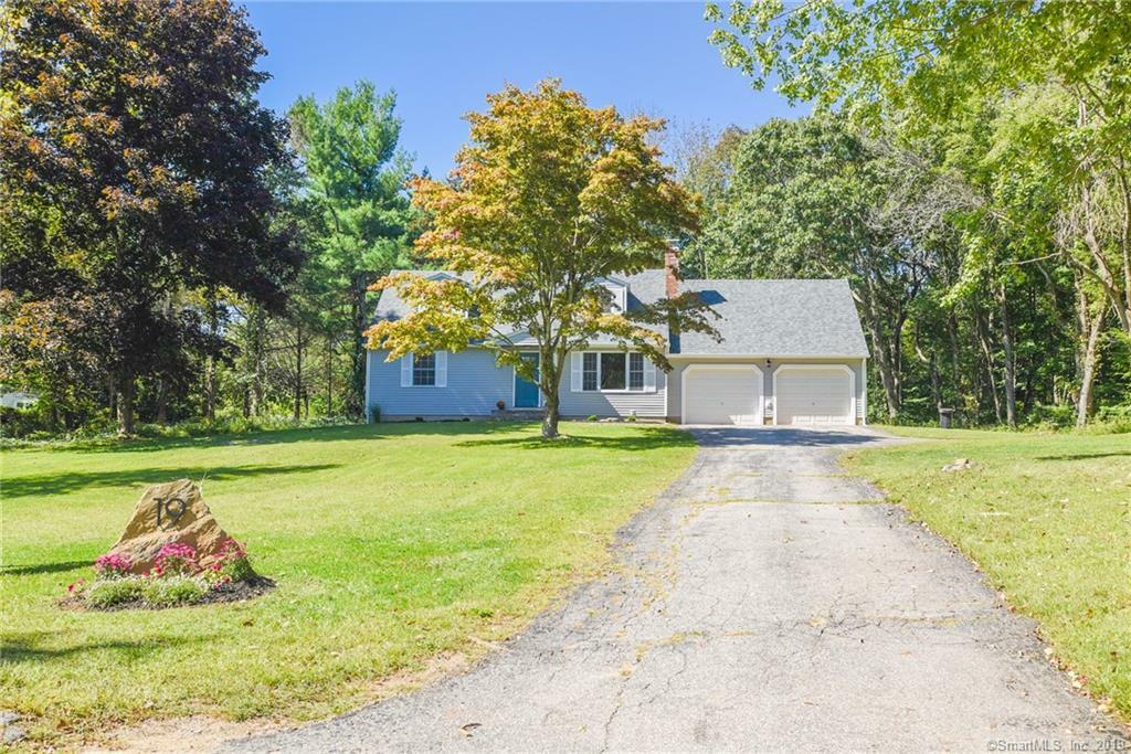 Property Photo: 19 Deer Run CT 06423