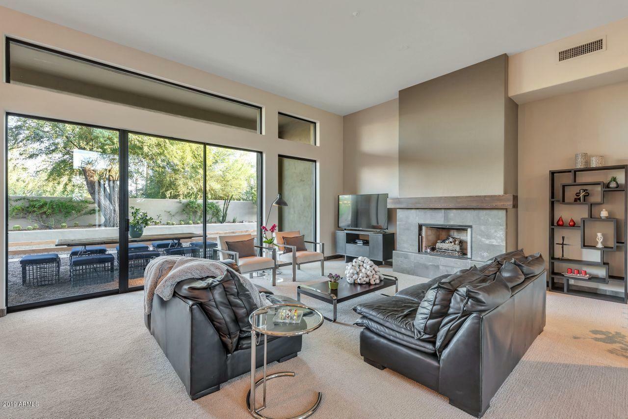 Property Photo: 9771 N 113th Way AZ 85259