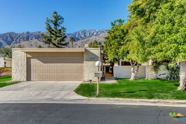 Property Photo:  2117 Casitas Way  CA 92264 