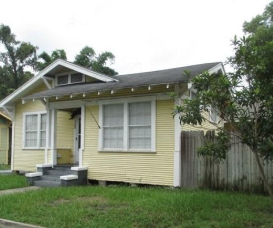 Property Photo:  105 W Kentucky Avenue  FL 33603 