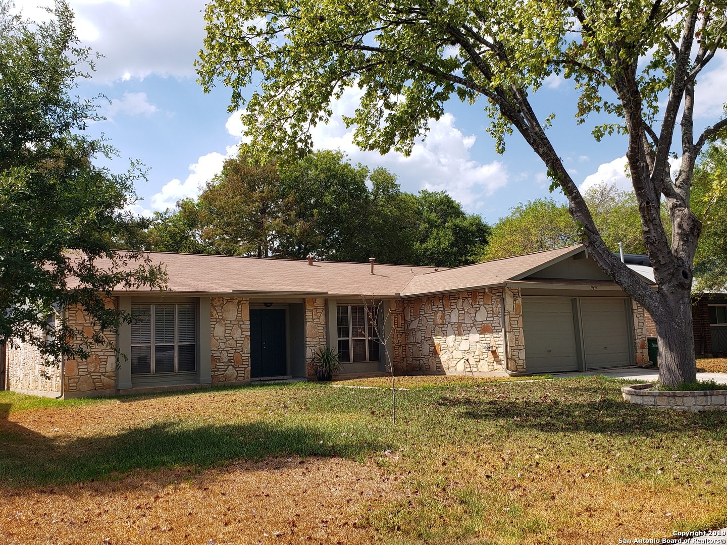 Property Photo: 11811 Abbottswood St TX 78249