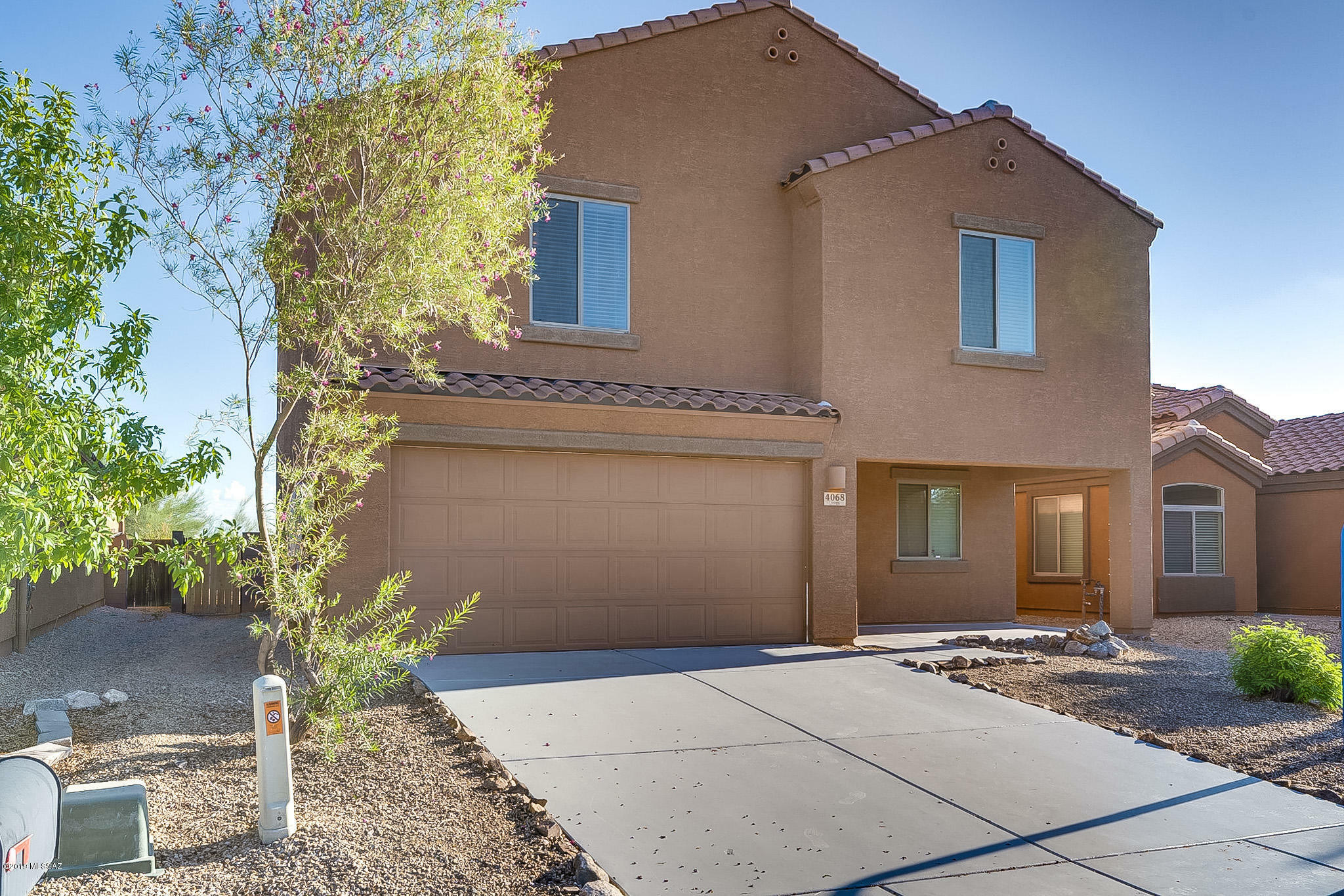 Property Photo:  4068 E Lushfield Drive  AZ 85756 