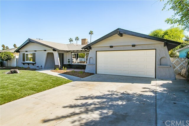 Property Photo:  26108 Stardust Street  CA 92544 