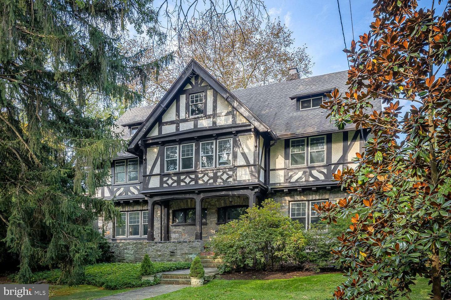Property Photo: 216 S Chester Road PA 19081