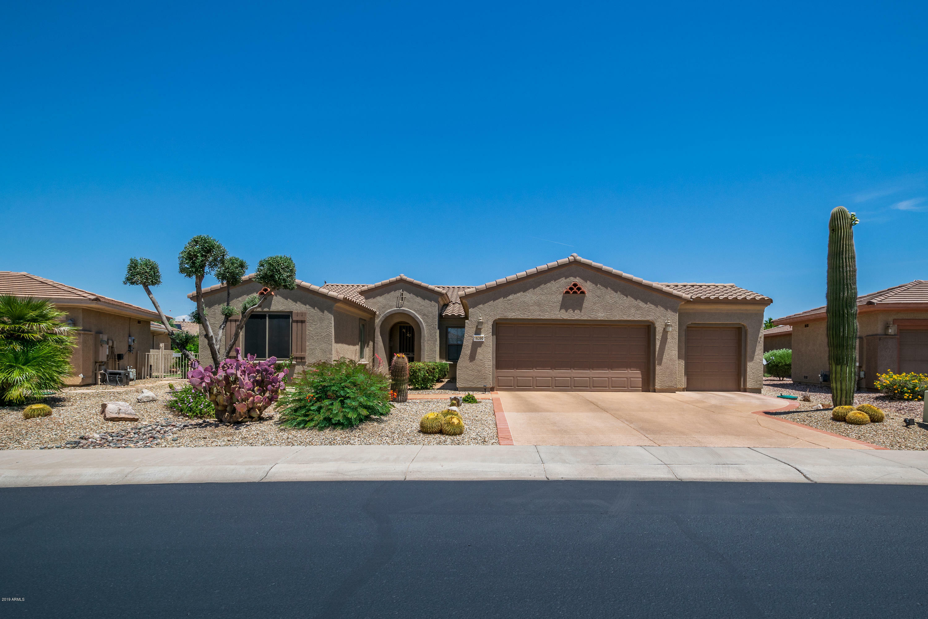 Property Photo:  16390 W Bonita Park Drive  AZ 85387 