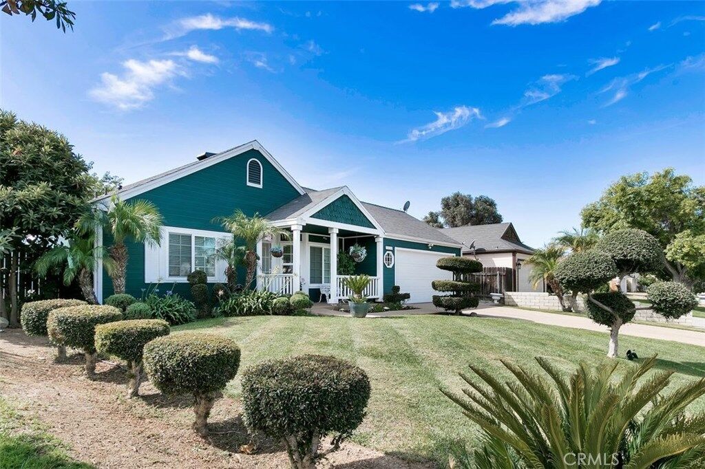 Property Photo:  1152 Athena Court  CA 92507 