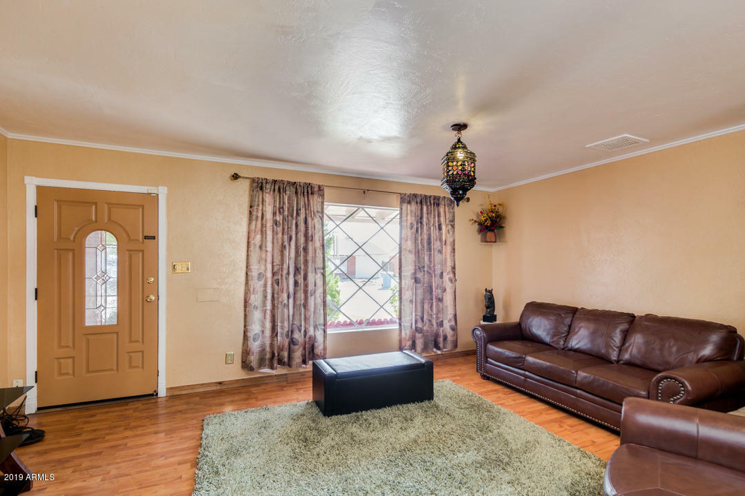 Property Photo:  4202 W Citrus Way  AZ 85019 