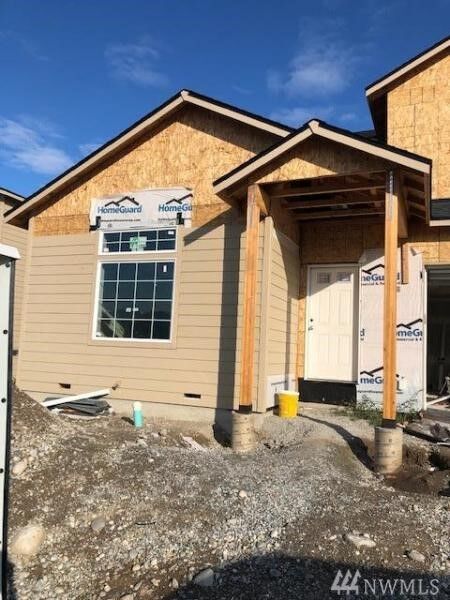 Property Photo:  2239 3rd St SE  WA 98802 