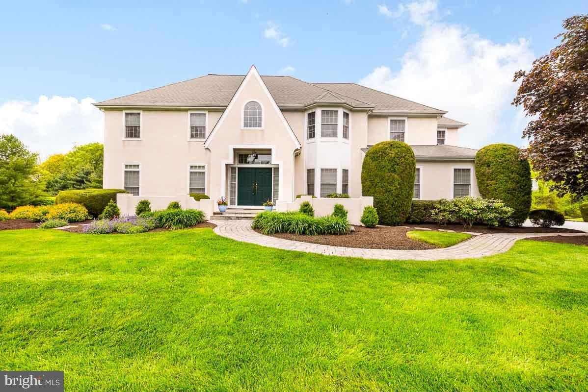 Property Photo: 4 Grace Hill Court NJ 08560