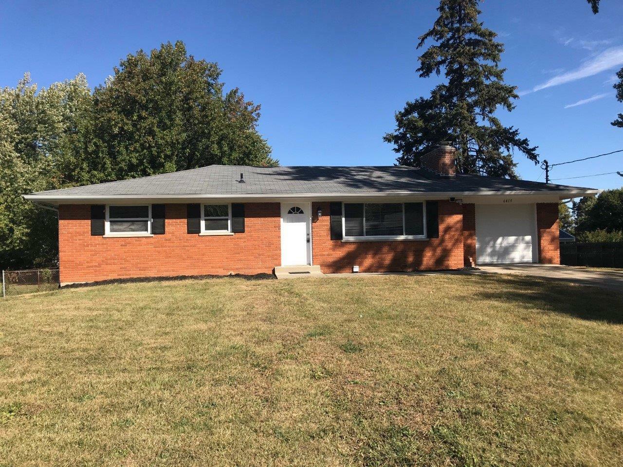 Property Photo: 6410 Parkview Circle OH 45040