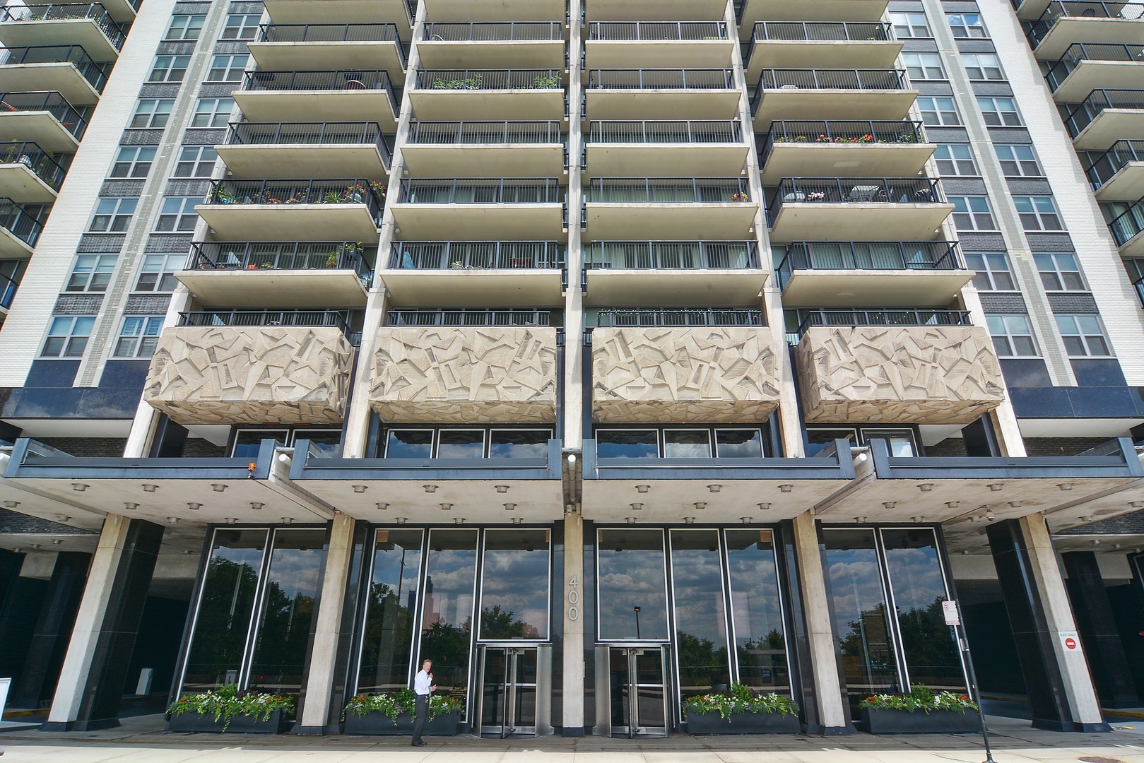 Property Photo: 400 East Randolph Street 2029 IL 60601