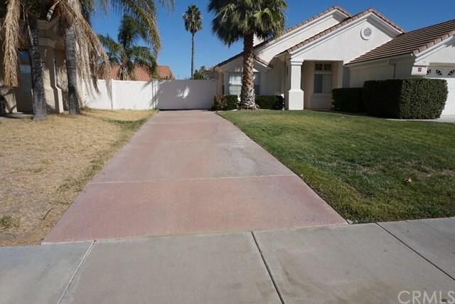 Property Photo: 1700 Calathea Road CA 92545