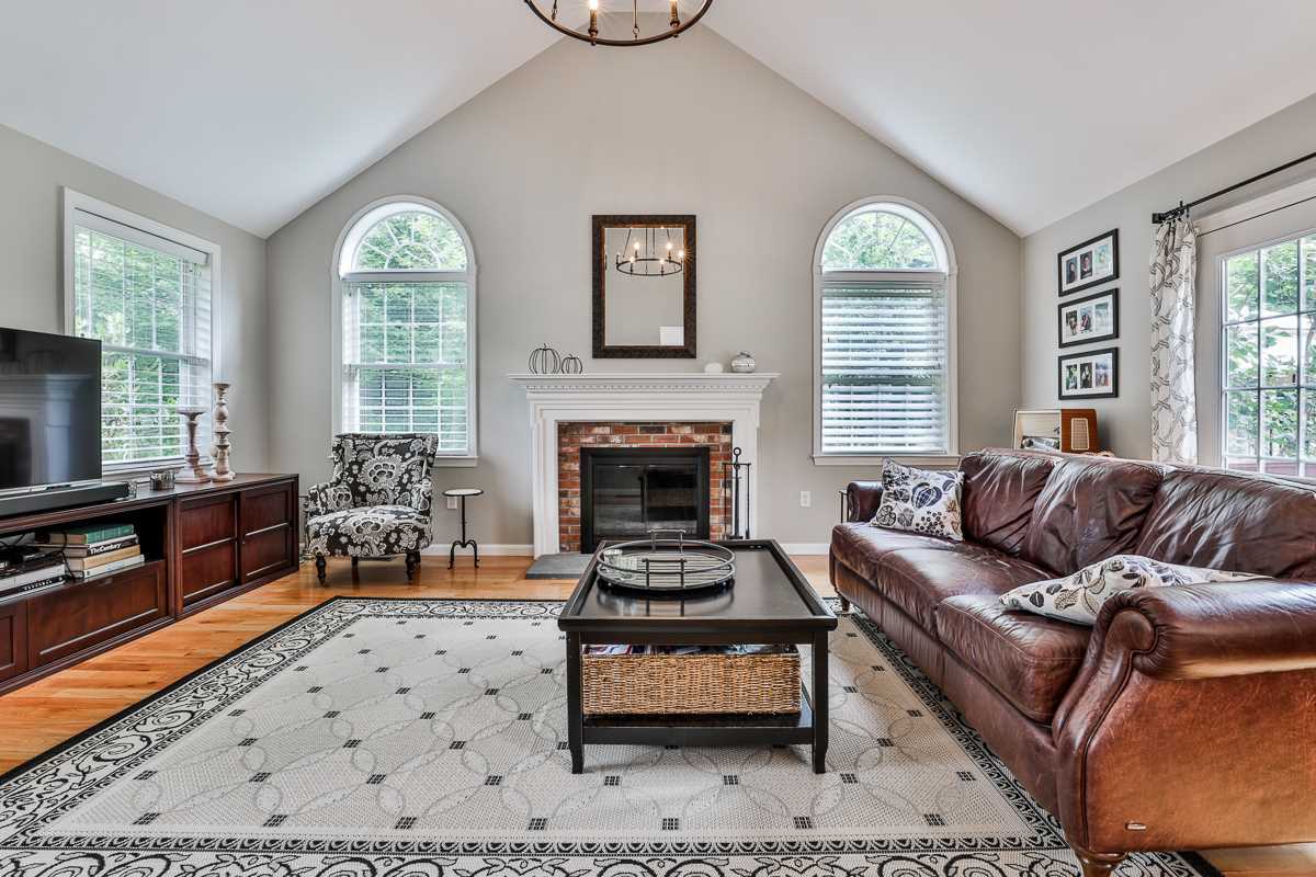 Property Photo: 130 Beech Hill Road NH 03057