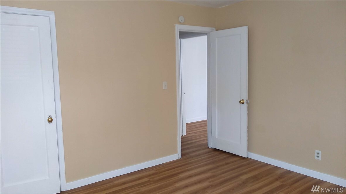 Property Photo: 4066 S 128th St WA 98168