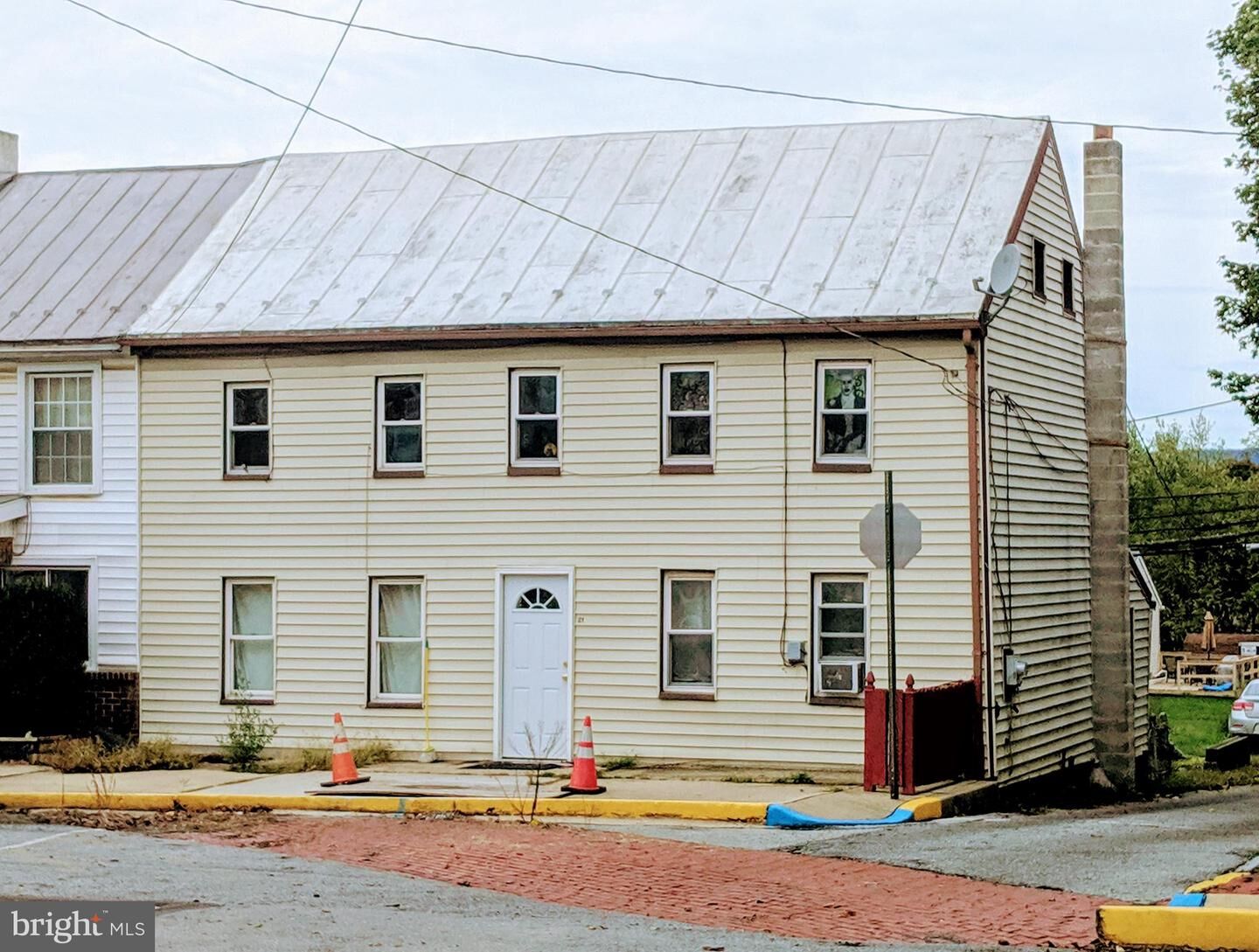 Property Photo: 21 E Market Street PA 17038