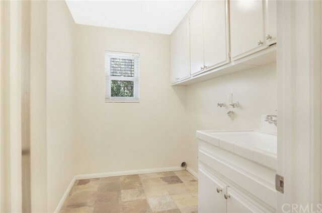 Property Photo:  5116 Don Pio Drive  CA 91364 