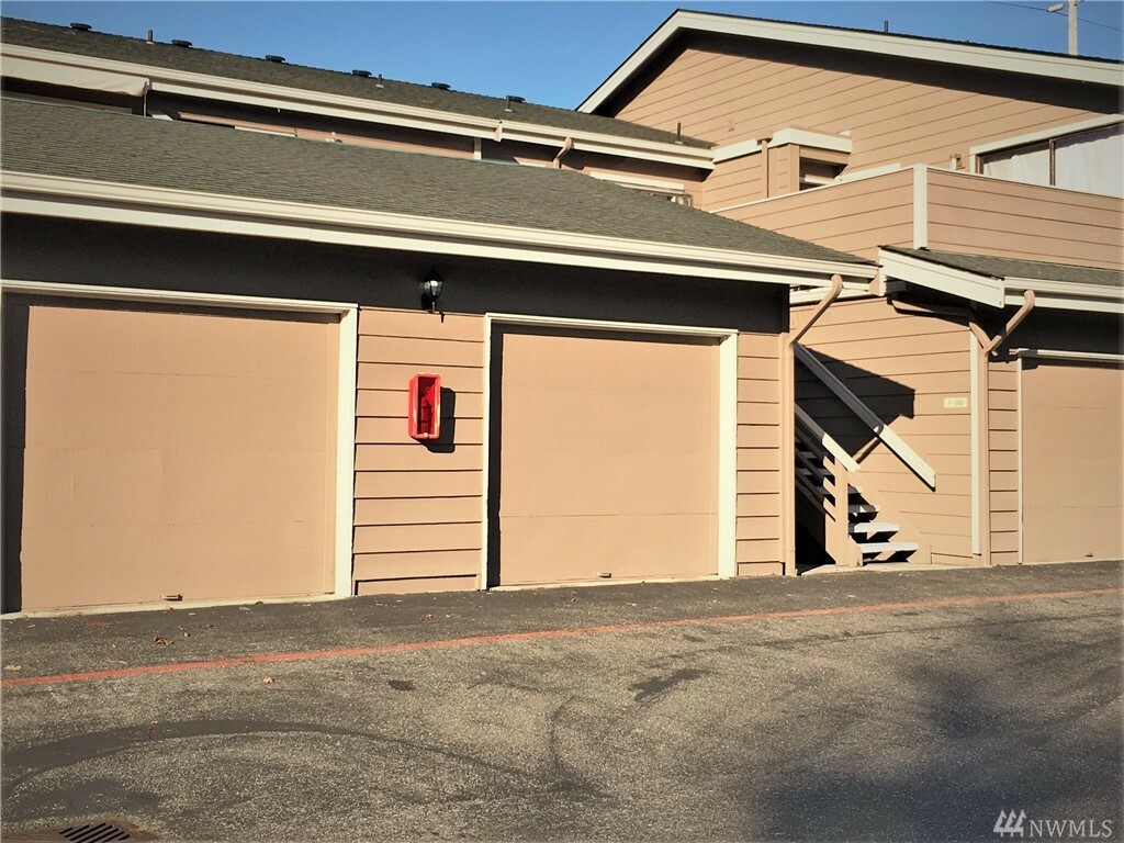 Property Photo:  8407 18th Ave W 1-103  WA 98204 