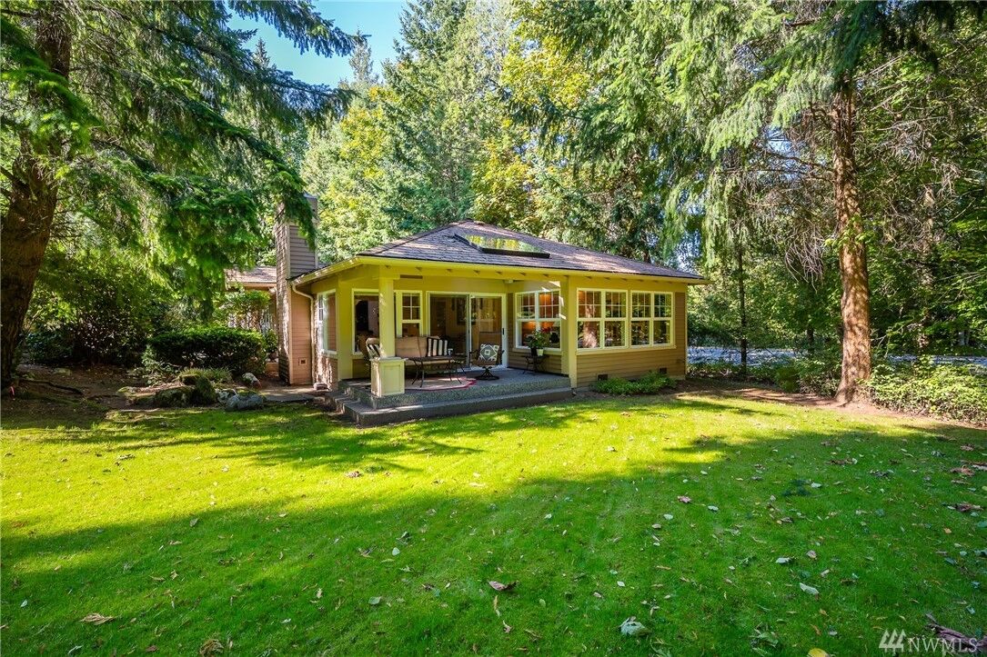 Property Photo: 9166 Gleneagle Drive WA 98230