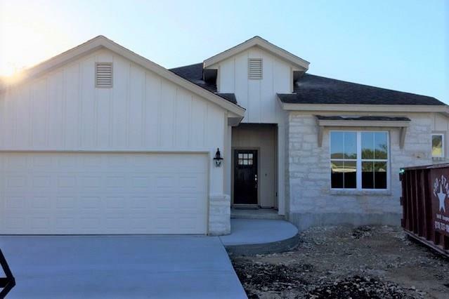 Property Photo:  4 Rock Hollow Circle  TX 78676 