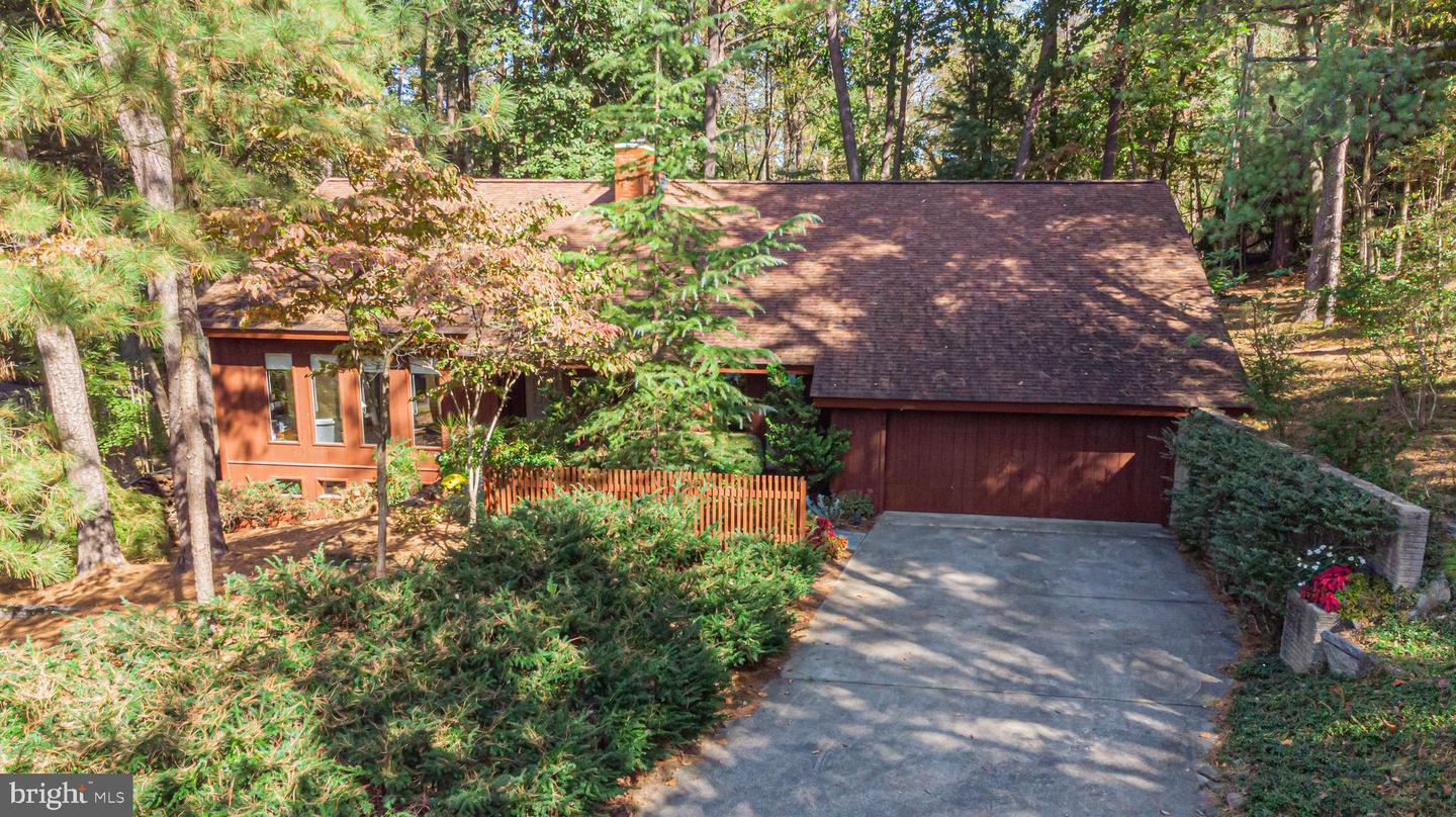 Property Photo:  8612 Longwood Circle  MD 21704 