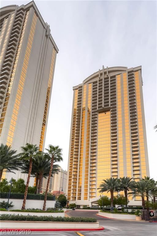 135 East Harmon Avenue 2820  Las Vegas NV 89109 photo