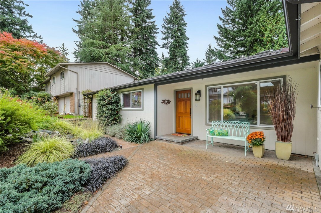Property Photo: 9605 168th Ave NE WA 98052