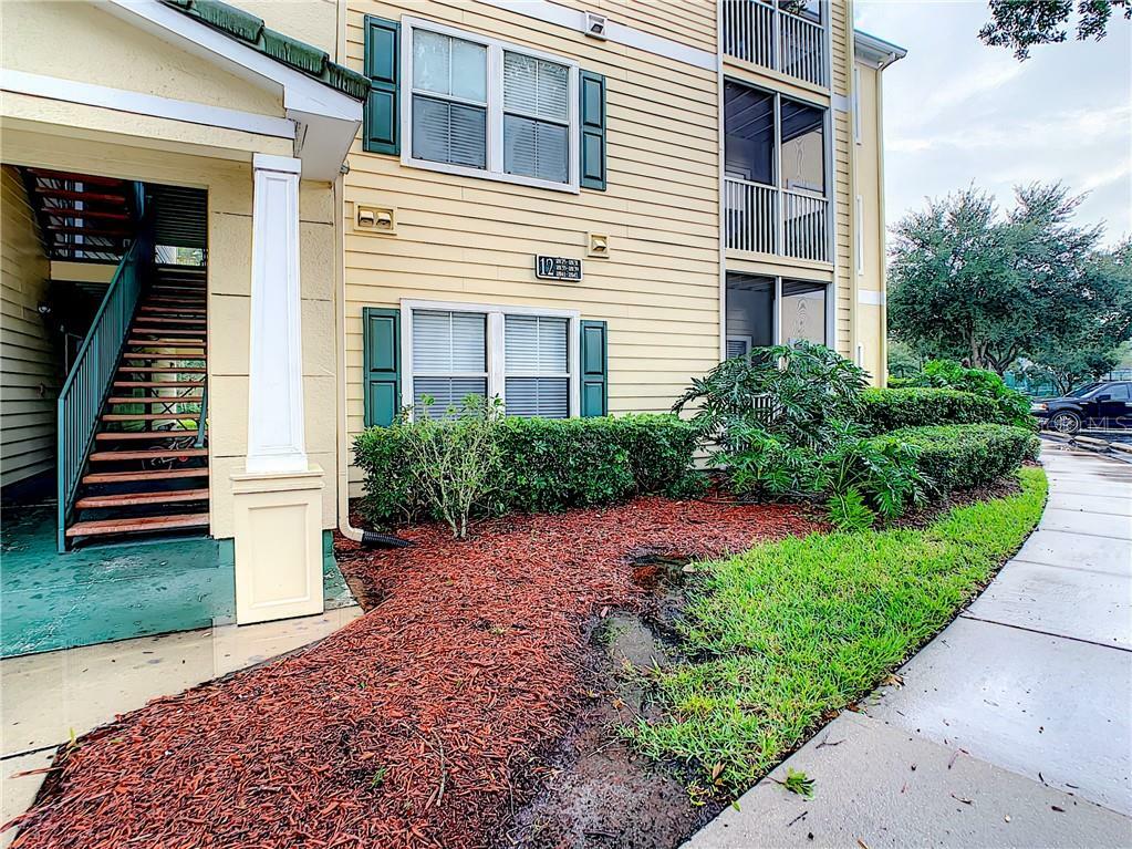 Property Photo: 18131 Bridle Club Drive FL 33647