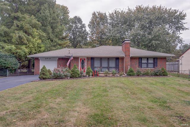 Property Photo: 22 Elvira Drive 62208