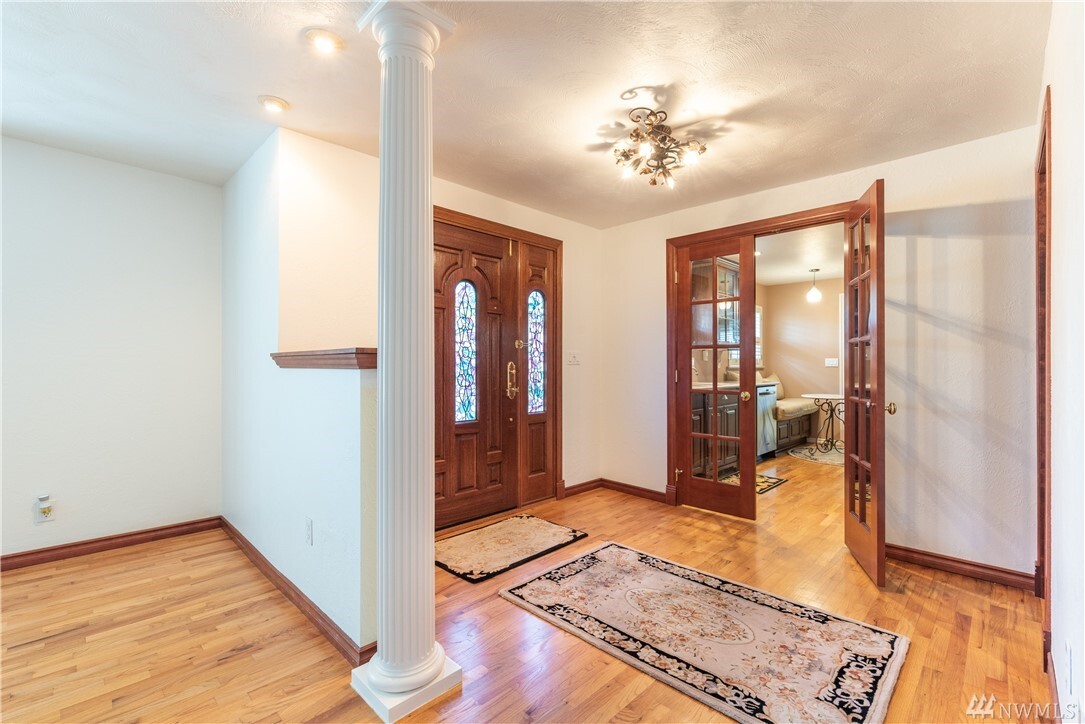 Property Photo: 1121 N Lenore Drive WA 98406