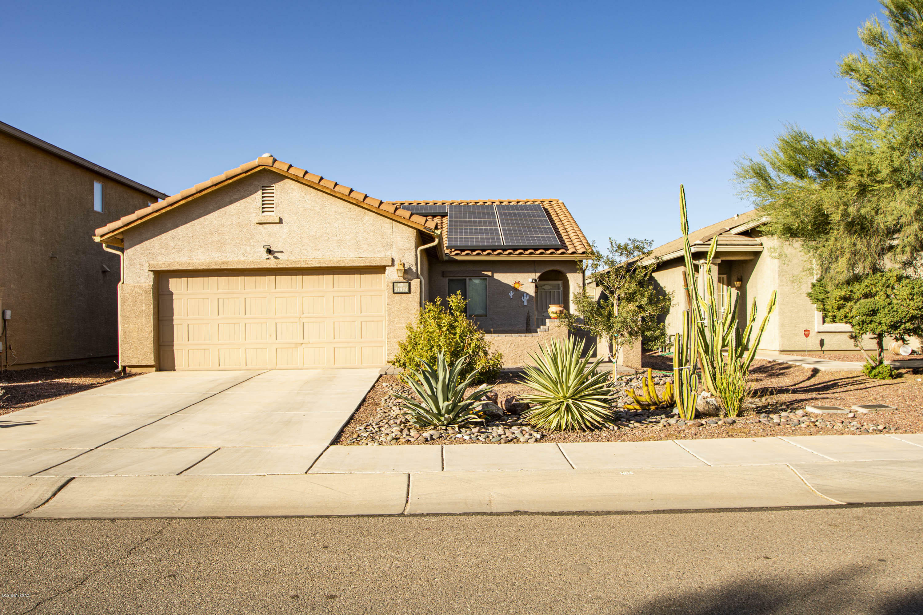 Property Photo:  21074 E Treasure Road  AZ 85145 