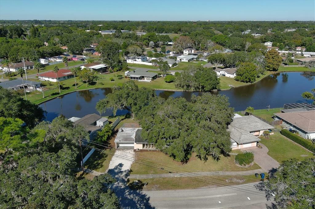 Property Photo:  1221 Magellan Drive  FL 34243 