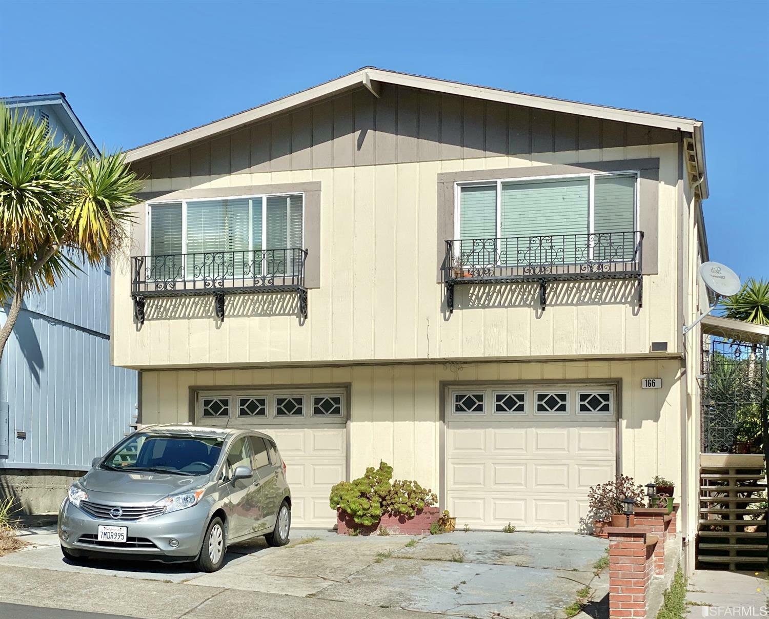 Property Photo:  166 Wembley Drive  CA 94015 