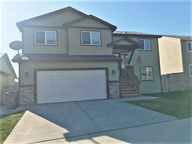 Property Photo: 826 E Silver Pine Rd WA 99005-5009