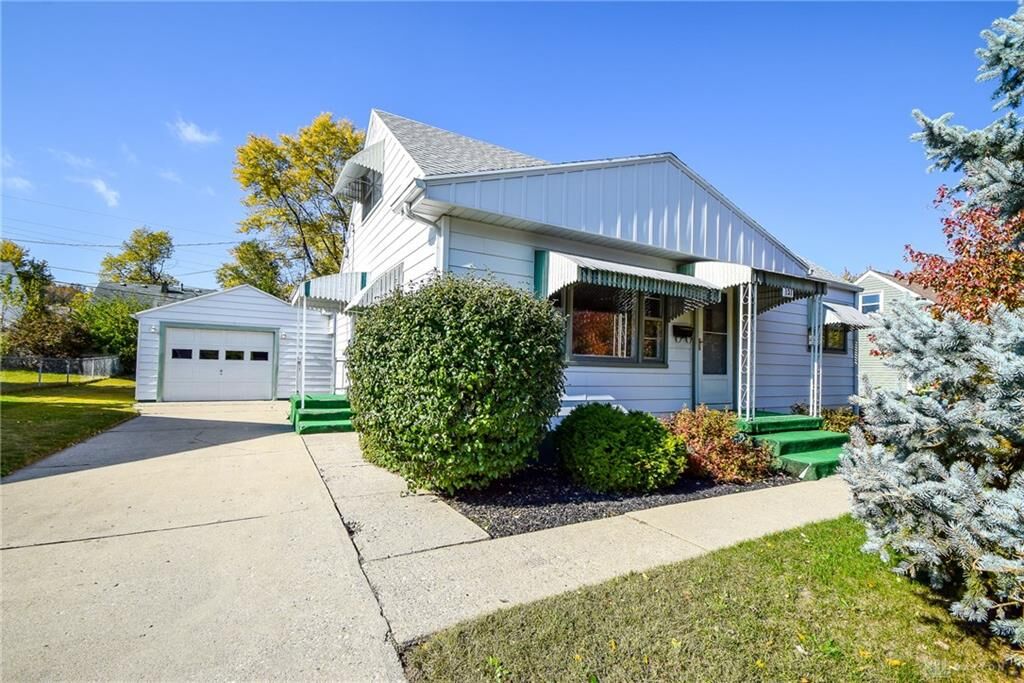 Property Photo: 121 Meyer Avenue OH 45431